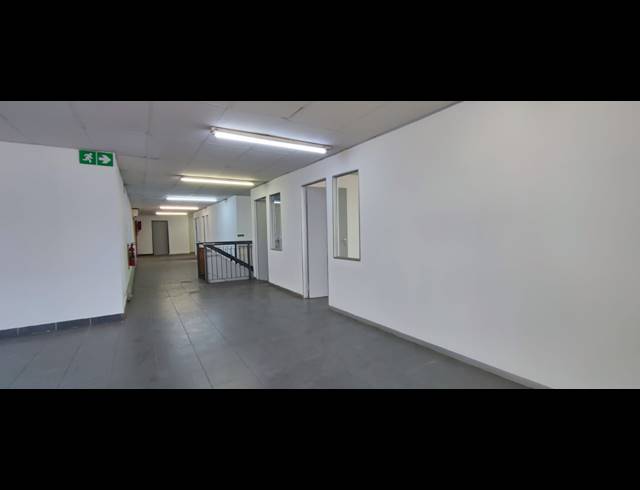 1,083M² WAREHOUSE TO LET IN SAMRAND BUSINESS PARK
